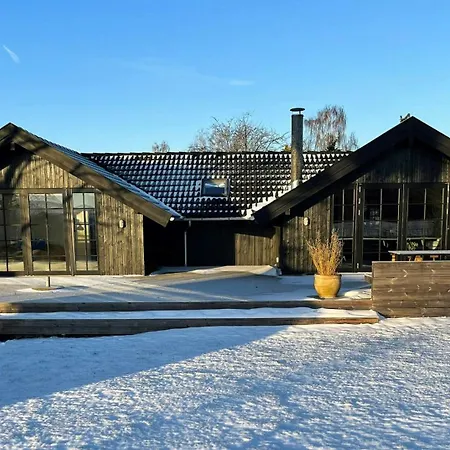 Semesterbostad Modern With Views In *