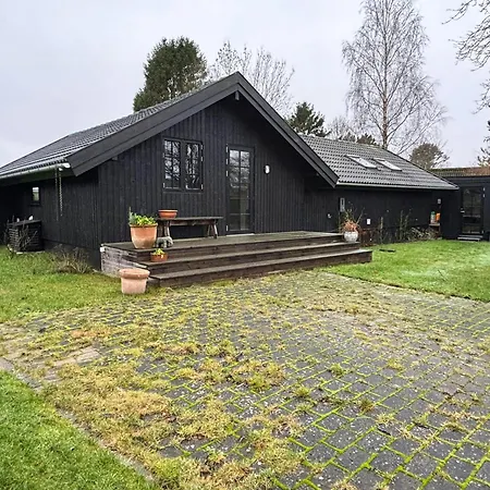 Semesterbostad Modern With Views In *