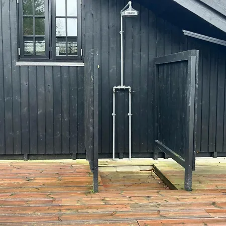 Modern With Views In *