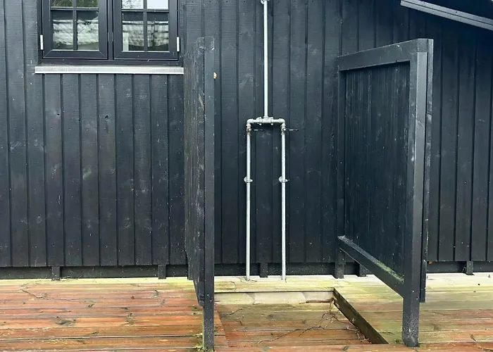 Modern With Views In *